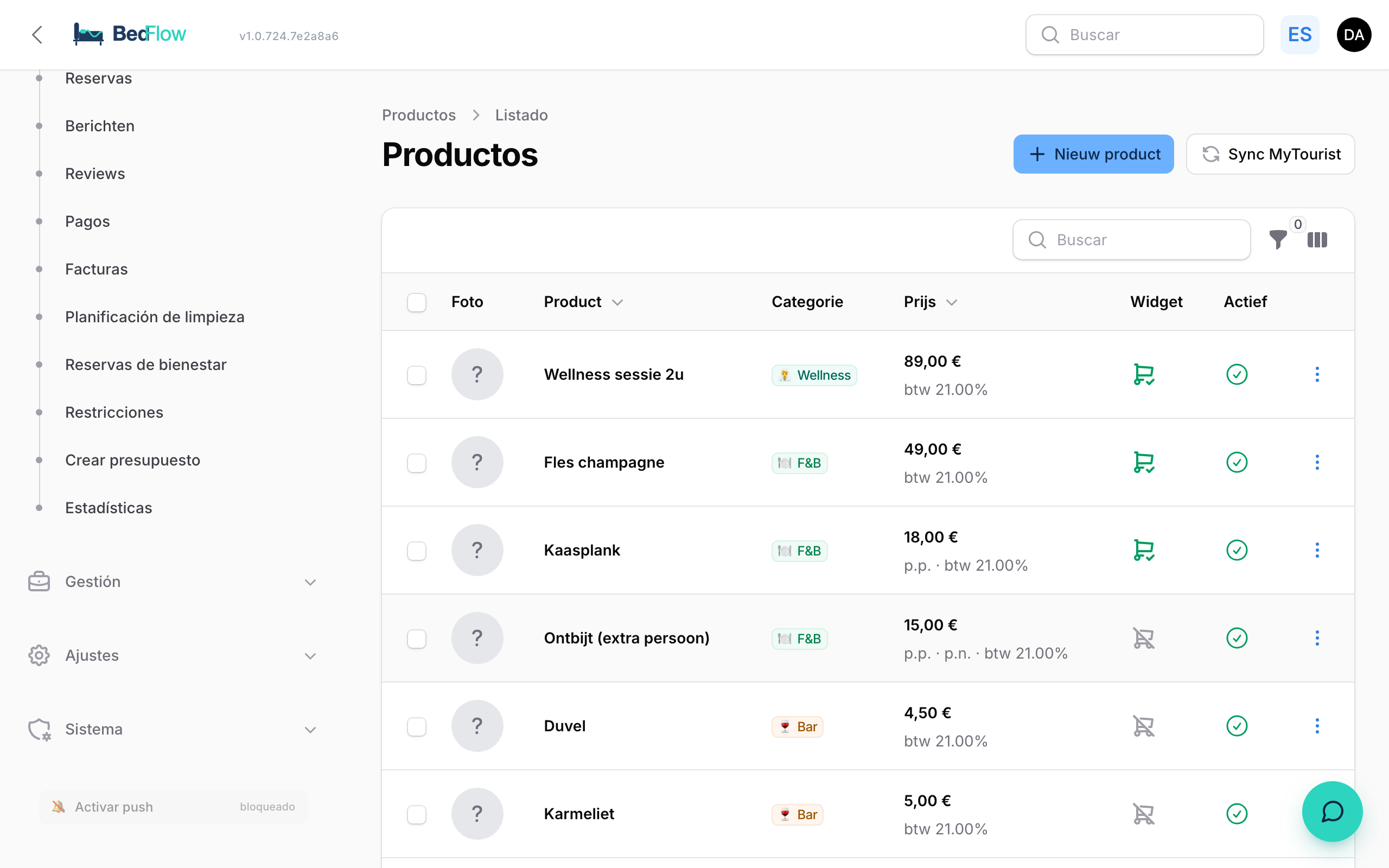 Lista de productos con categorías, precios e IVA