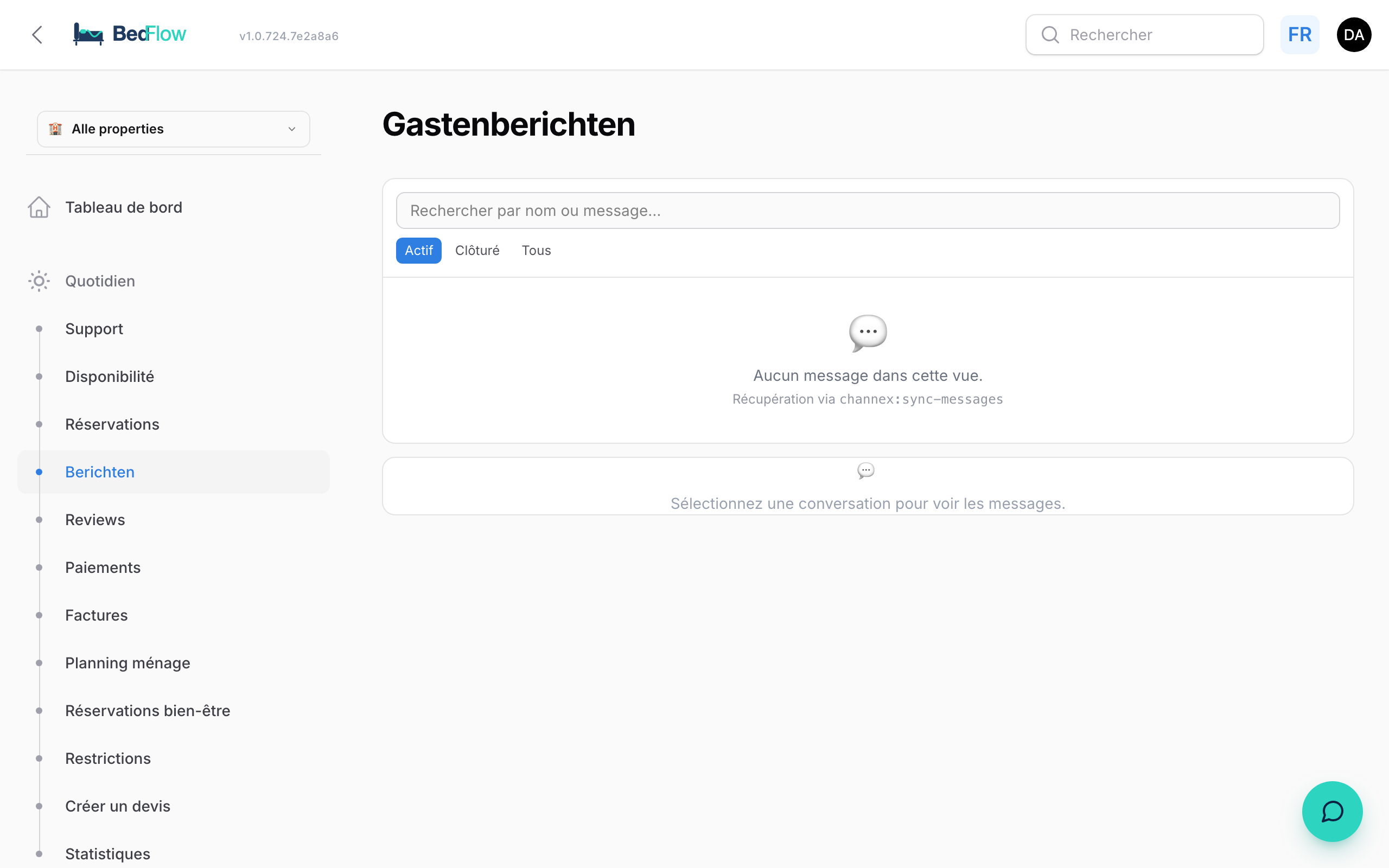 Boîte de réception client avec conversations à gauche et fenêtre de chat à droite