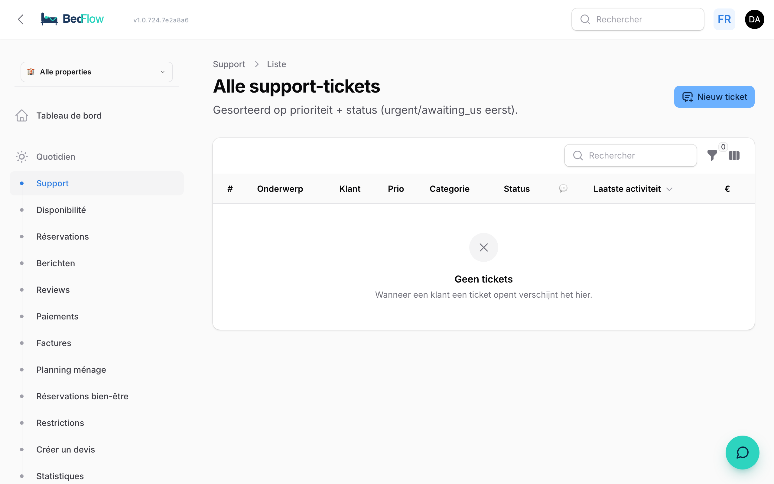Liste des tickets avec statut, priorité et catégorie